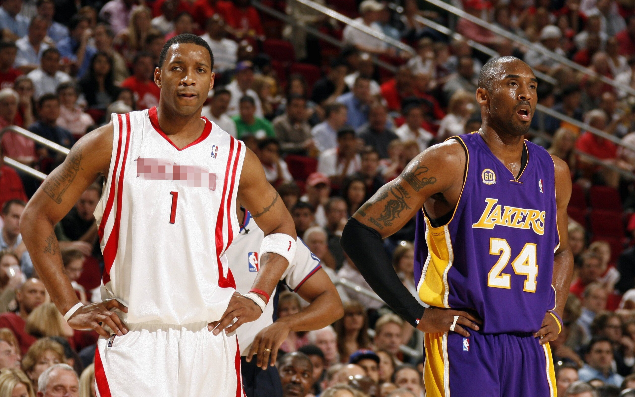 NBA季后赛半决赛对决在即！休斯顿火箭演练定位球，新疆男篮密集防守应对